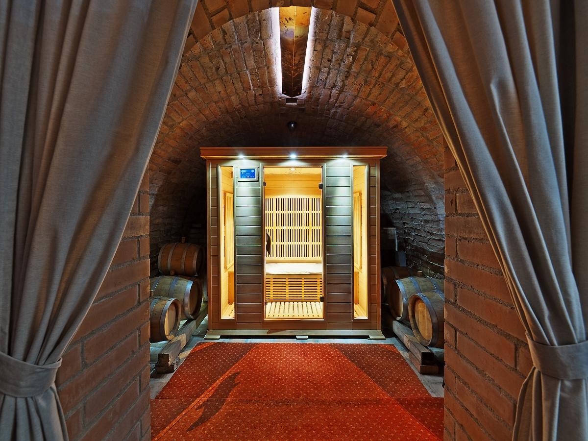 Hotel Vinohrad Milotice ภายนอก รูปภาพ